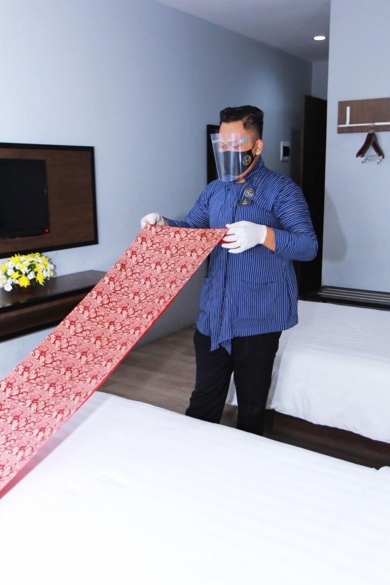 Grand Kangen Hotel Urip Sumoharjo Jogjakarta Buitenkant foto