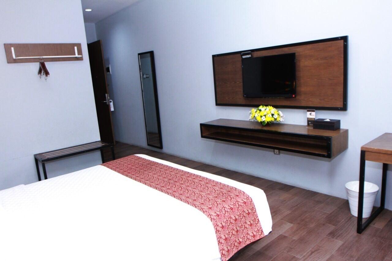 Grand Kangen Hotel Urip Sumoharjo Jogjakarta Buitenkant foto