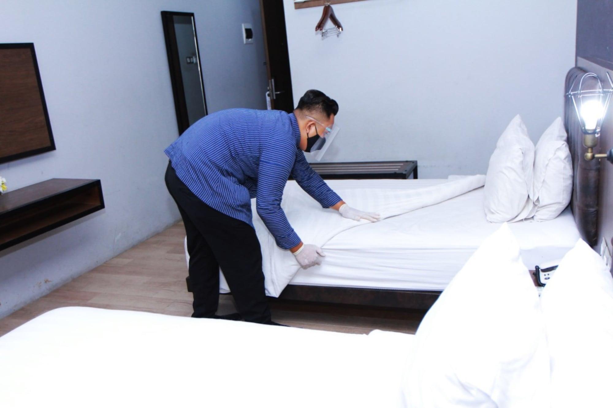 Grand Kangen Hotel Urip Sumoharjo Jogjakarta Buitenkant foto