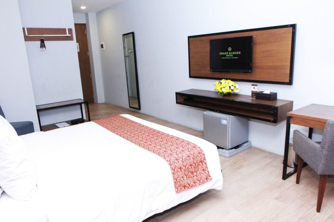 Grand Kangen Hotel Urip Sumoharjo Jogjakarta Buitenkant foto