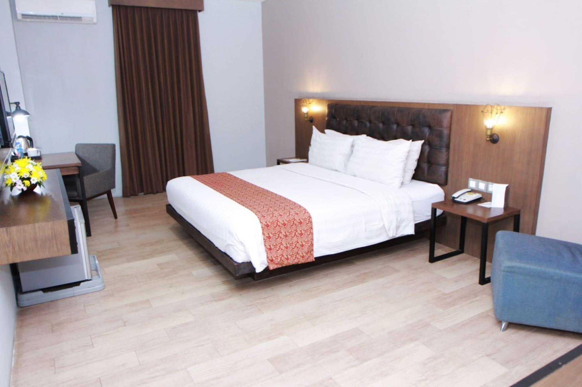 Grand Kangen Hotel Urip Sumoharjo Jogjakarta Buitenkant foto