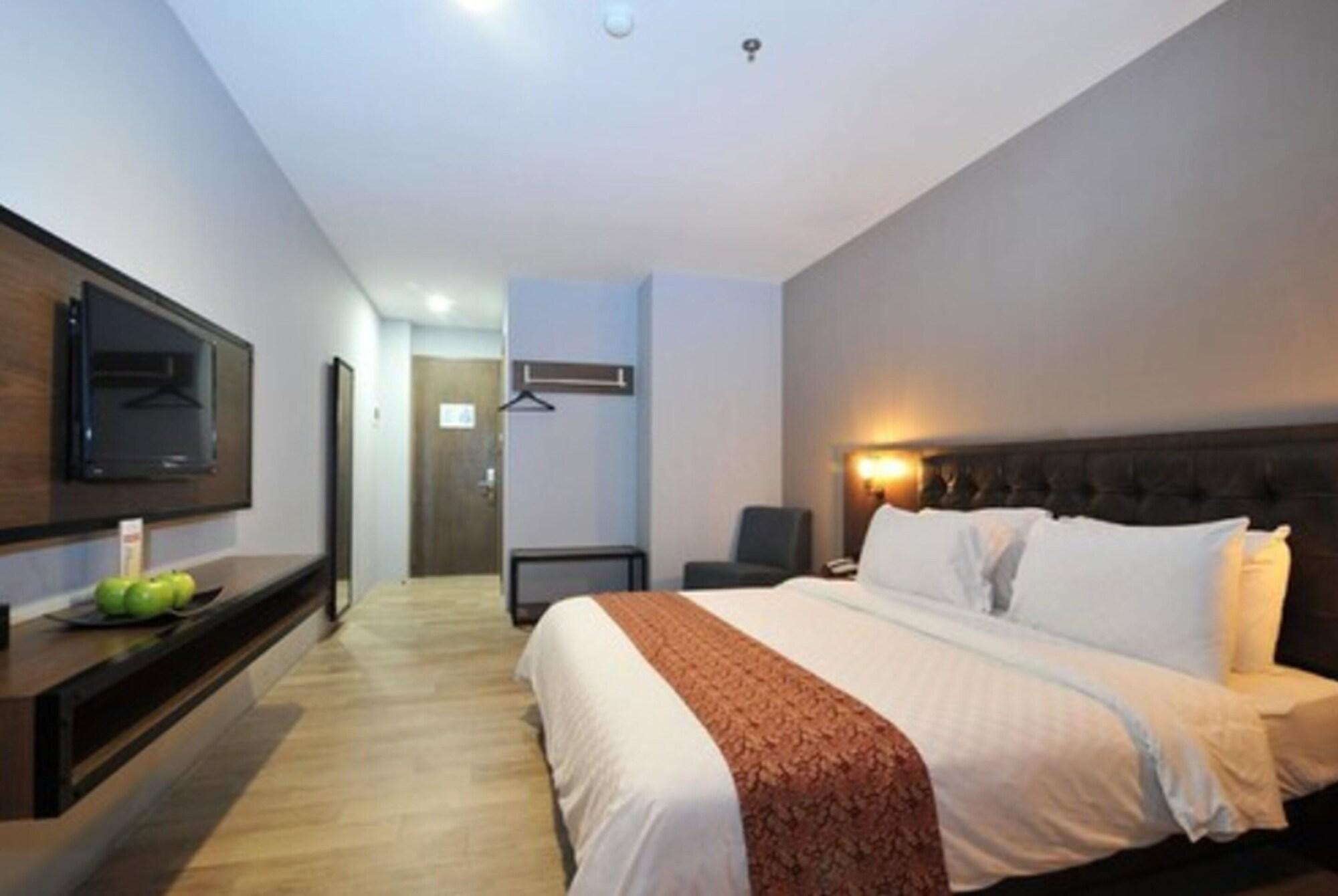 Grand Kangen Hotel Urip Sumoharjo Jogjakarta Buitenkant foto