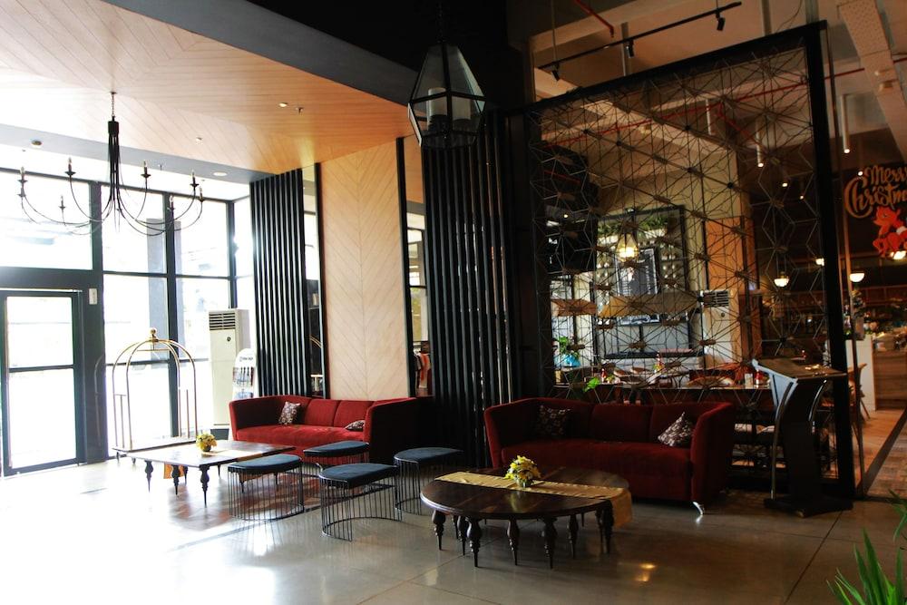 Grand Kangen Hotel Urip Sumoharjo Jogjakarta Buitenkant foto