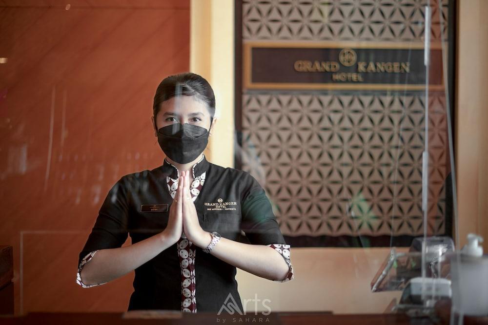 Grand Kangen Hotel Urip Sumoharjo Jogjakarta Buitenkant foto