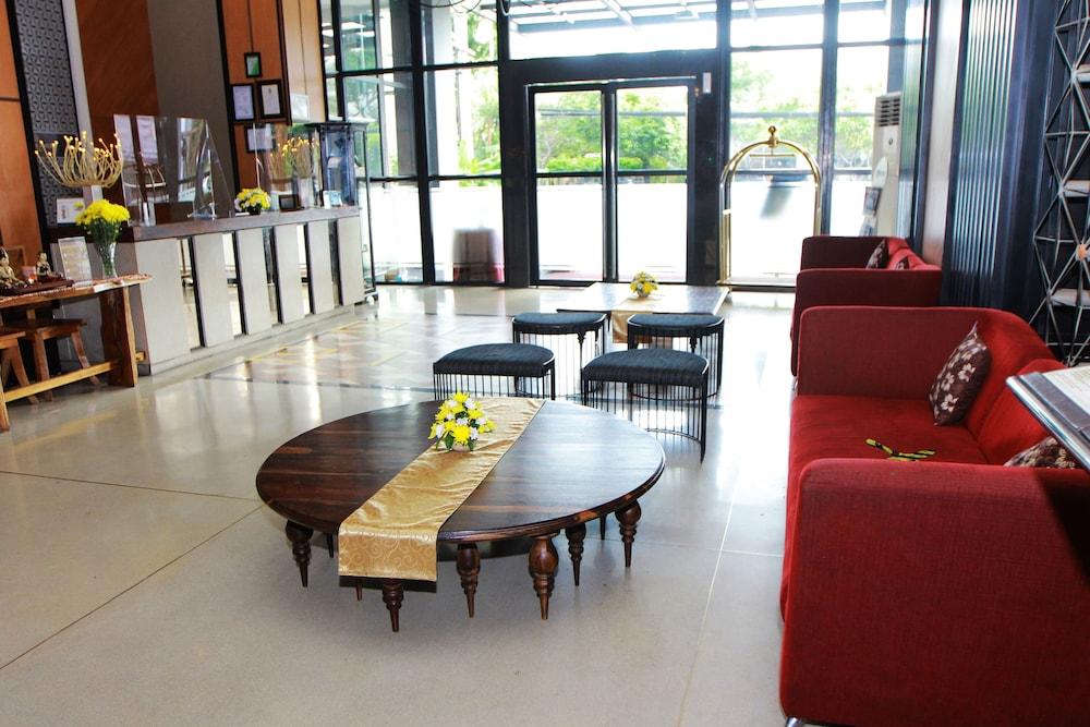 Grand Kangen Hotel Urip Sumoharjo Jogjakarta Buitenkant foto